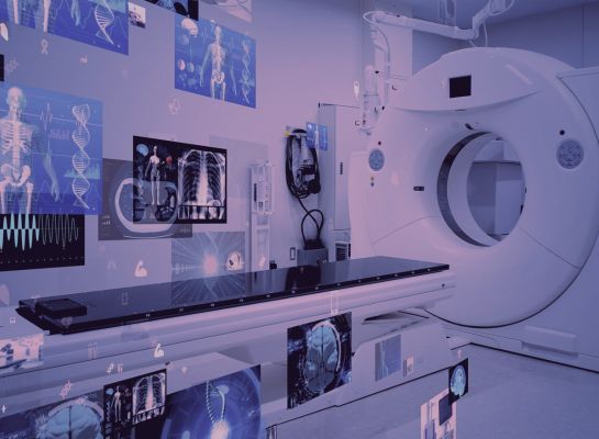 CT scan machinery with Healthcare IT images